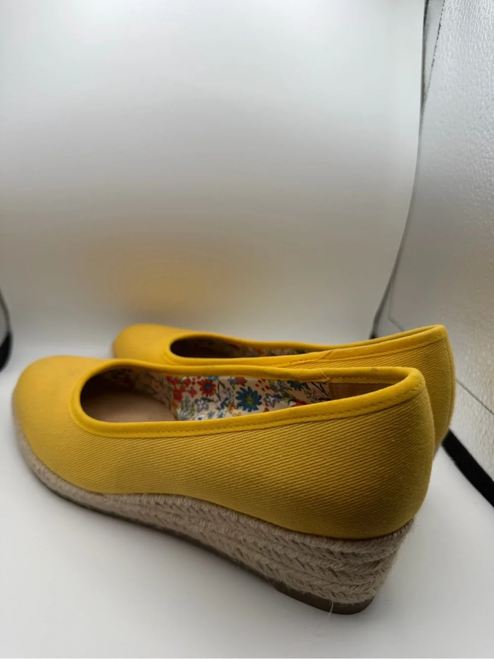 Life Stride Yellow Espadrille Wedges size 6